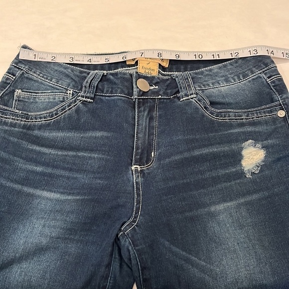 Democracy Freedom Ankle Skimmer Size 4 - Picture 3 of 16